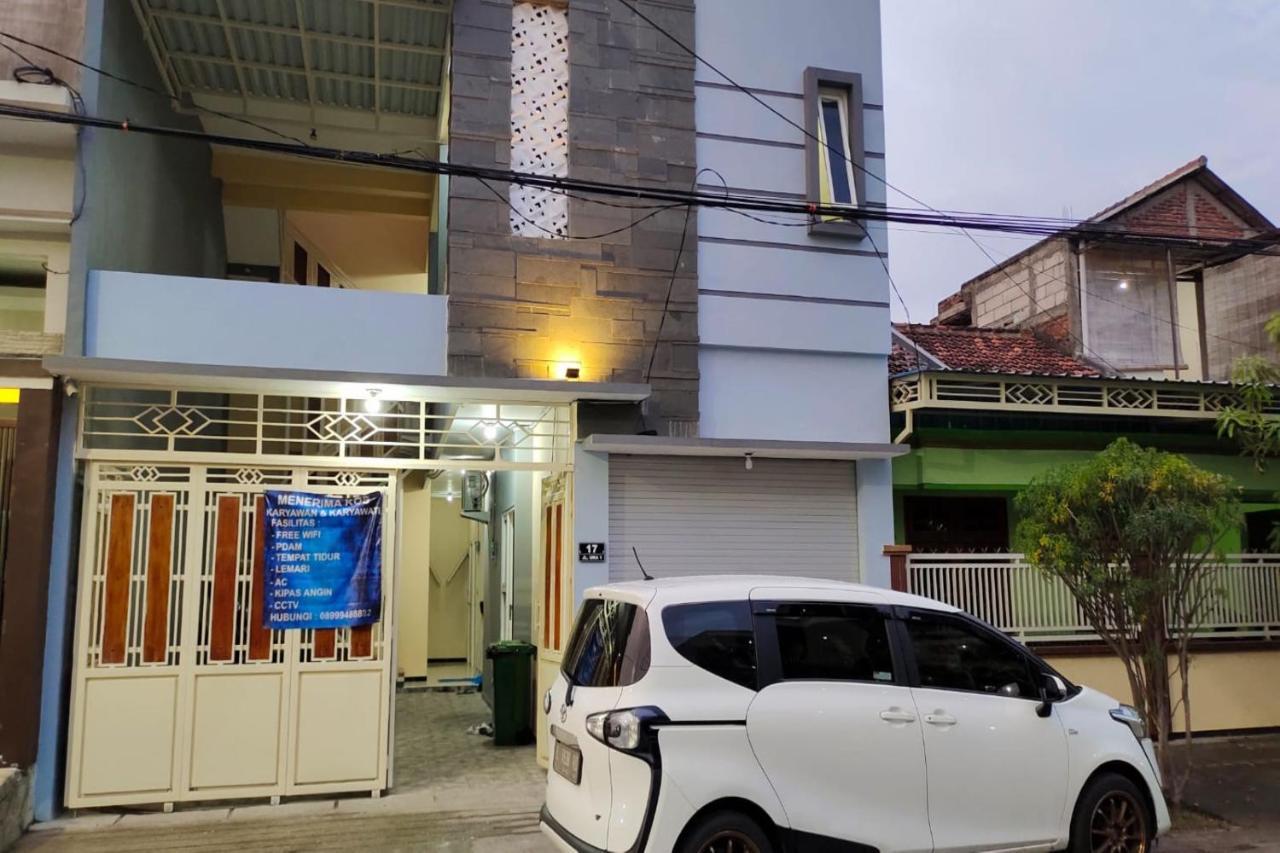 Oyo 91209 Arjuna Residence Syariah Sby 수라바야 외부 사진