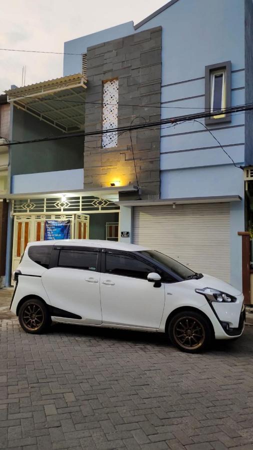 Oyo 91209 Arjuna Residence Syariah Sby 수라바야 외부 사진