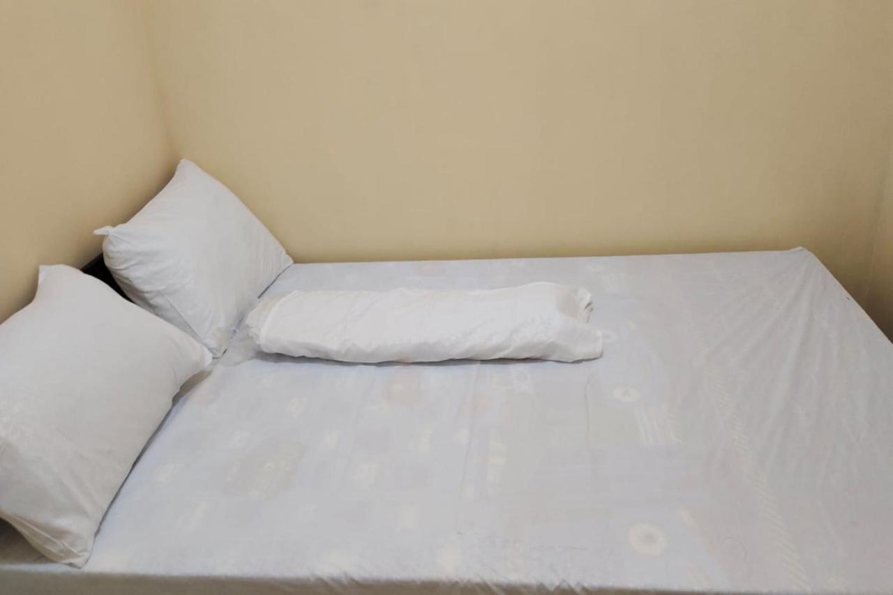Oyo 91209 Arjuna Residence Syariah Sby 수라바야 외부 사진